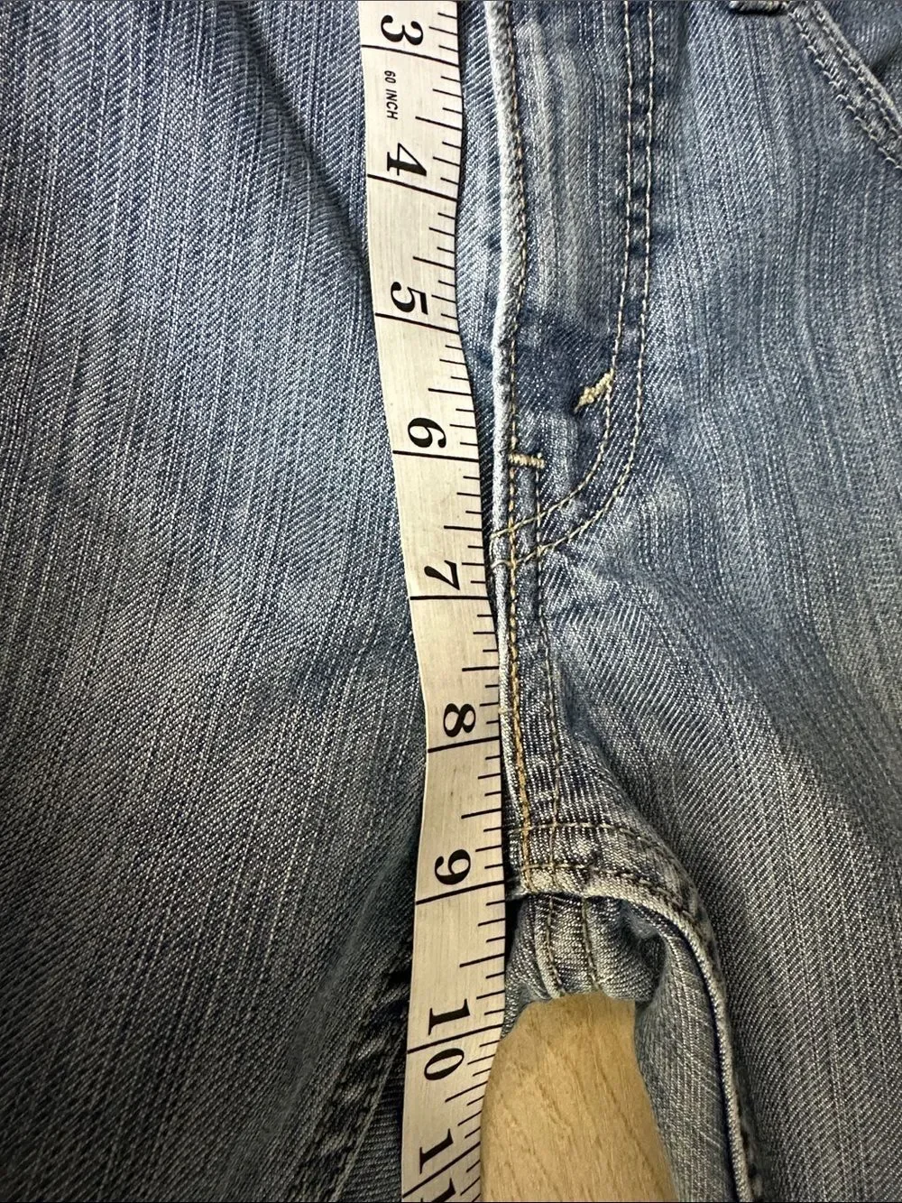 Levi's 511 Men's Light Wash Straight Jeans